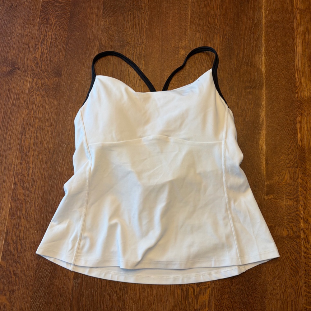NWT Athleta Vital built in White and Black Bra Tank Top